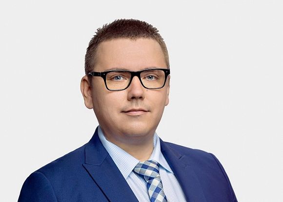 Жижонков Илья Должность: Старший консультант Тест Консультант Жижонков Илья